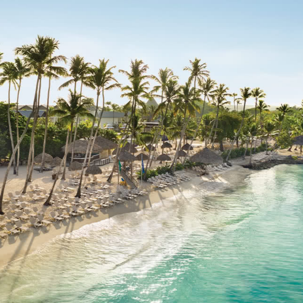 Partez à la découverte du Hilton La Romana, situé sur l'une des plages les plus vierges de l'île.