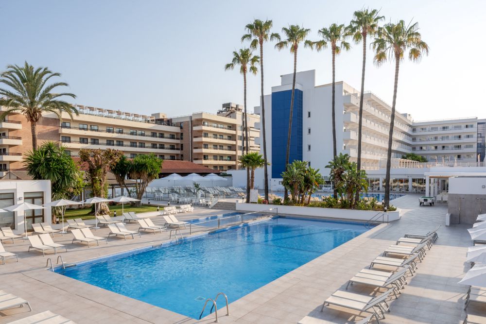 Idéal pour les familles, le TUI SUNEO Santa Ponsa présente tous les atouts pour vous faire passer des vacances géniales.